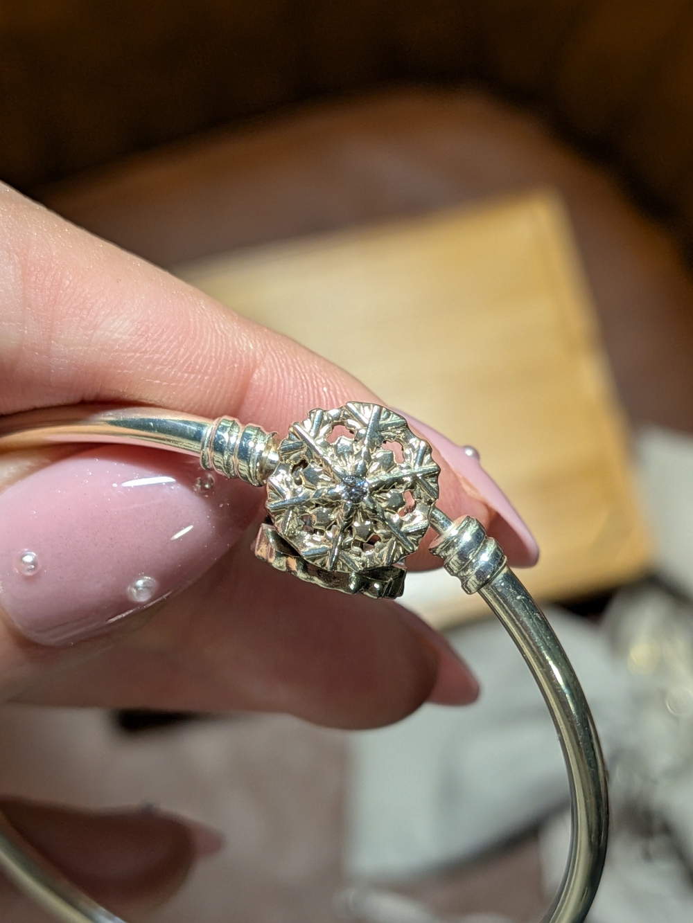 Pandora: Sterling Silver Snowflake Charm Bangle